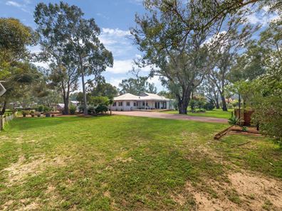 74 Station Street, Martin WA 6110