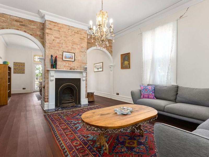 81 James Street, Guildford