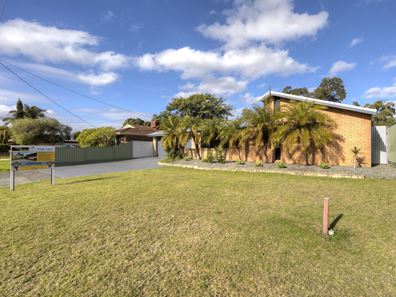 12 Gimlet Court, Forrestfield WA 6058