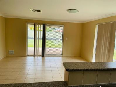 15 Ellington Terrace, Port Kennedy WA 6172