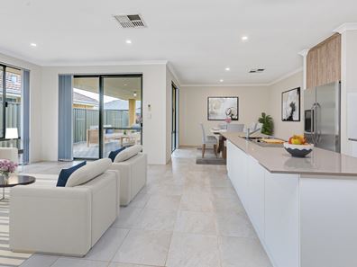 7 Nuffield Street, Piara Waters WA 6112