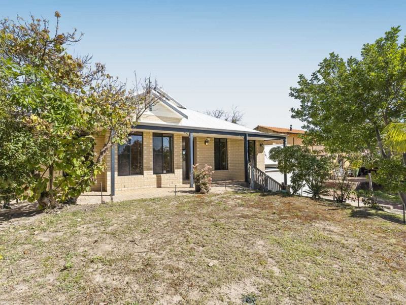 23 Yanrey Street, Golden Bay WA 6174