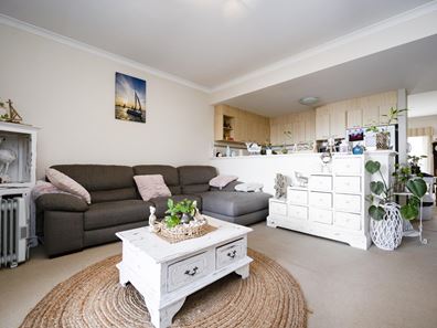 Unit 18/18 Bonnefoi Boulevarde, Bunbury WA 6230