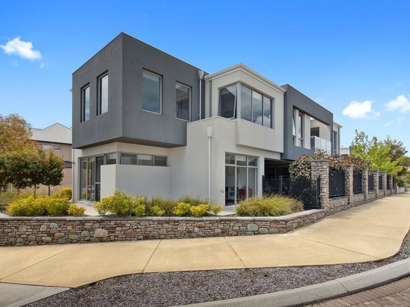 47 Alumni Terrace, Churchlands