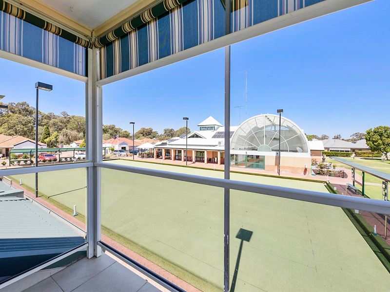 11 Myrtle Turn, Greenfields
