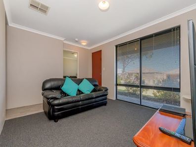 37 Evans Way, Byford WA 6122