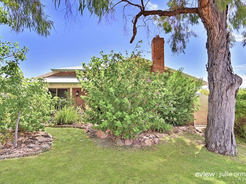 15 Bindoo Rise, Woodvale