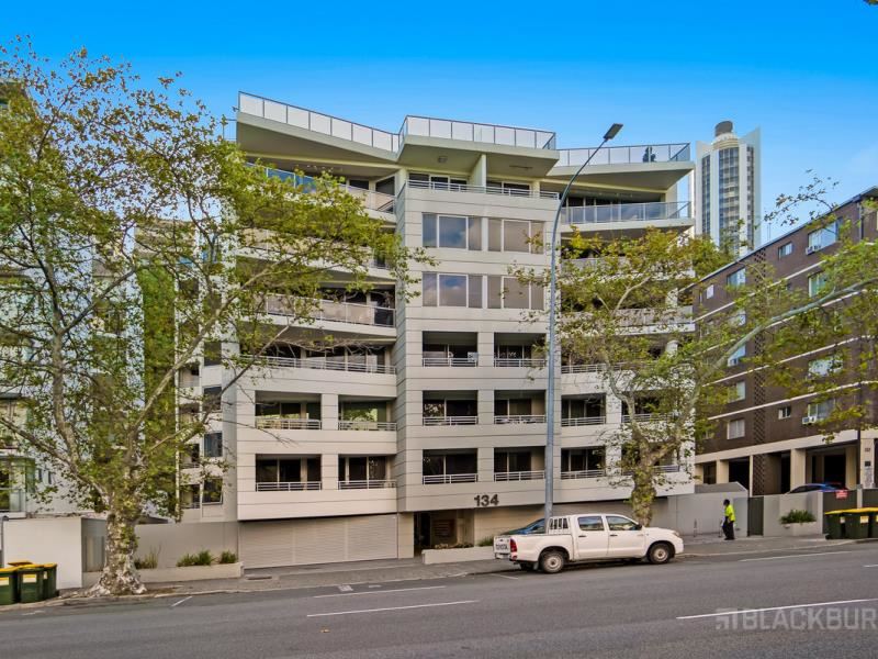 6/134 Mounts Bay Road, Perth