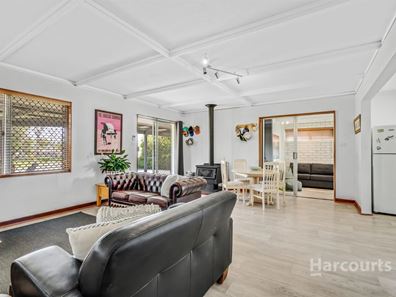 27 Kabbarli Street, Falcon WA 6210