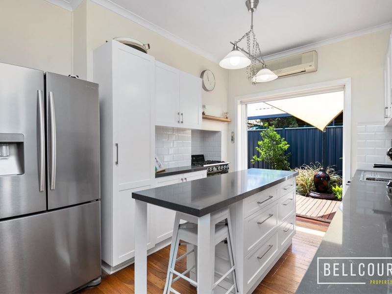 35 Griffin Crescent, Manning