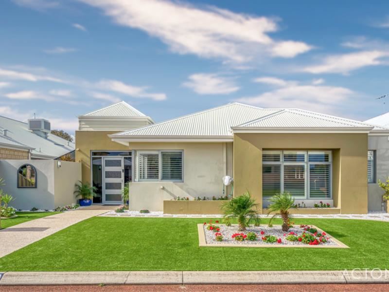 10 Conservation Loop, Erskine