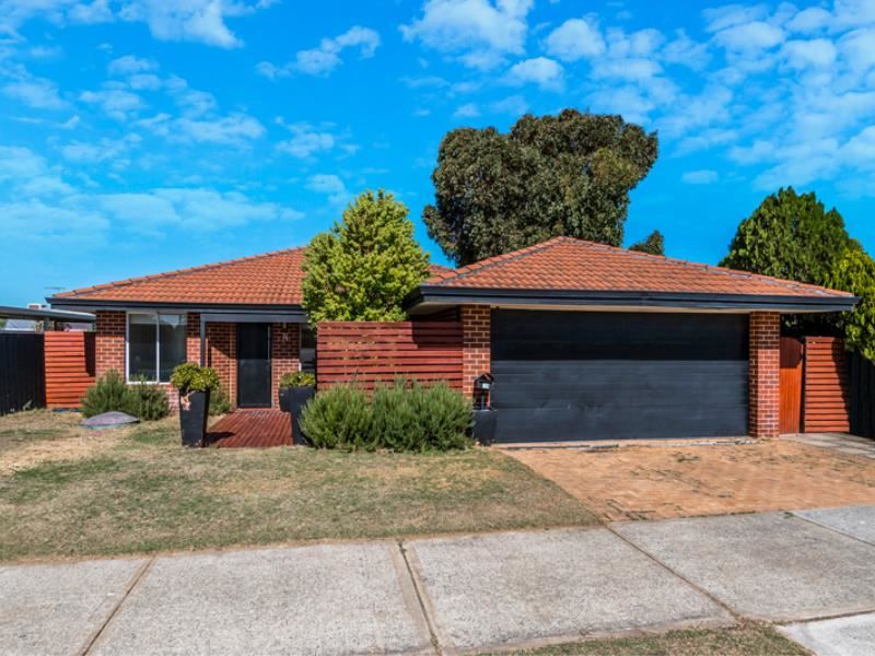 74 Lakemba Way, Waikiki
