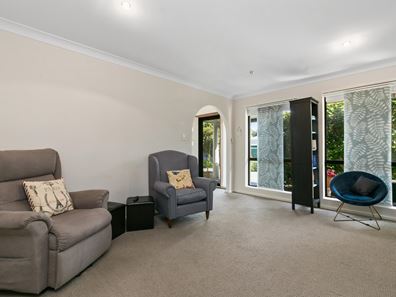 3/10 French Road, Melville WA 6156