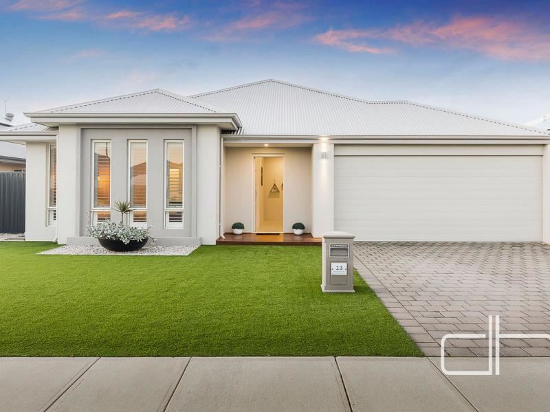 13 Sedano Glade, Landsdale