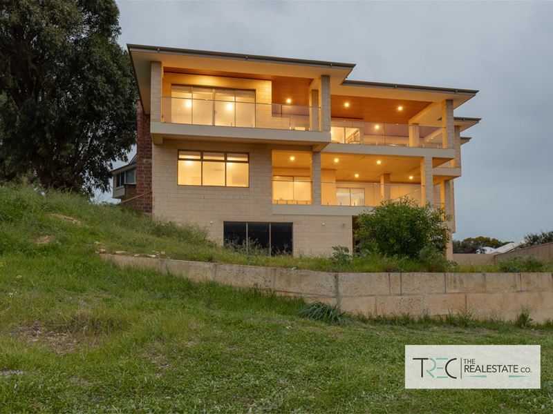 2 Enchantress Lane, Dawesville