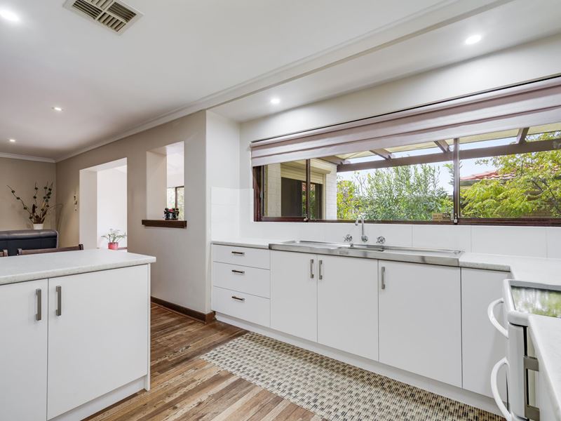 45 Lester Drive, Thornlie