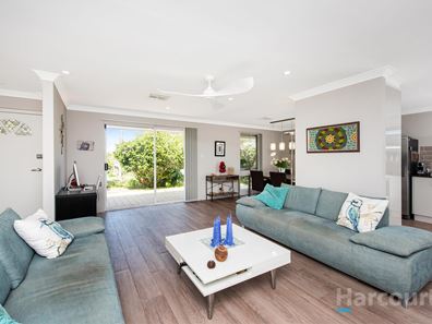 2 Wallawa Street, Wanneroo WA 6065