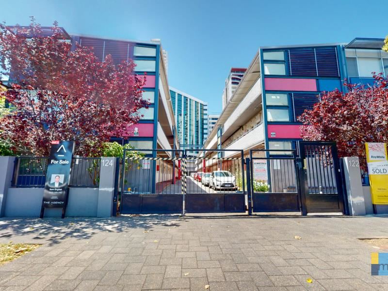 14/124 Terrace Road, Perth