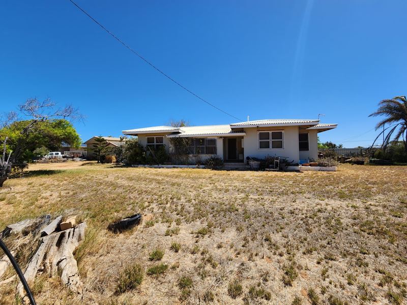47 West Street, Carnarvon