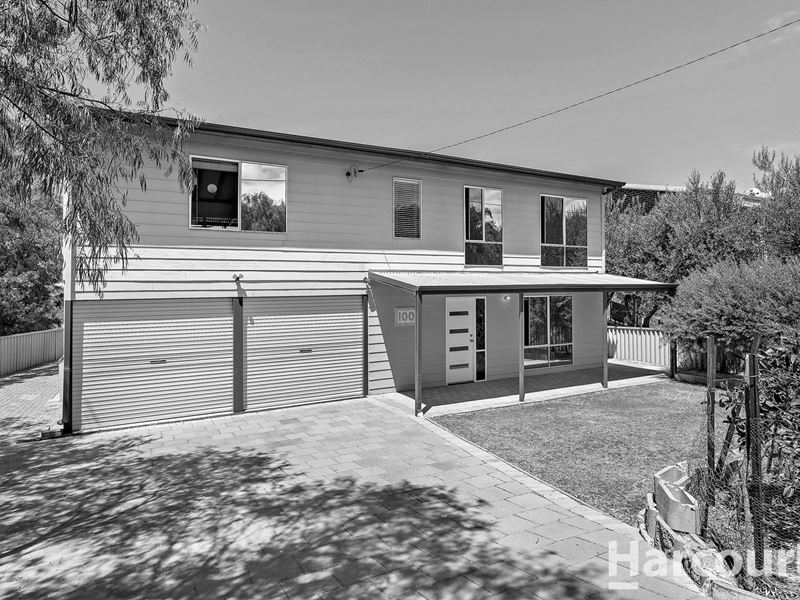 100 Panorama Drive, Preston Beach