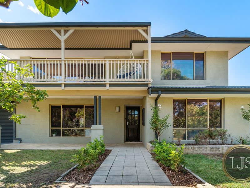 45 Mawson Crescent, Hillarys