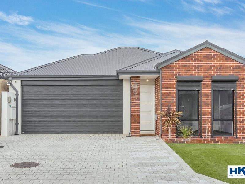 16 Boomi Road, Brabham WA 6055