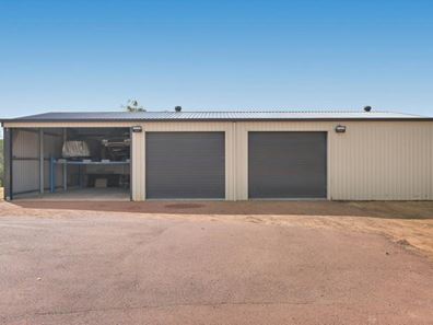 6 Trewarn Place, Bedfordale WA 6112