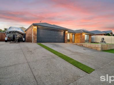 39 Shiralee Bend, Carramar WA 6031