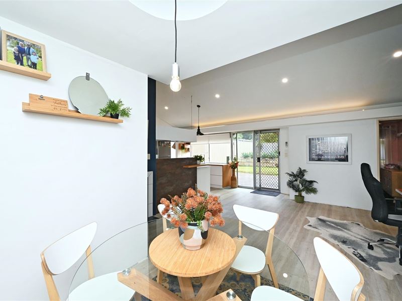 22 Spirula Way, Heathridge