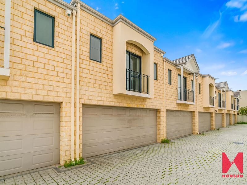 3/12 Leila Street, Cannington WA 6107