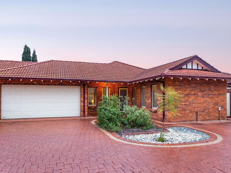 3/5 Broadway, Bassendean