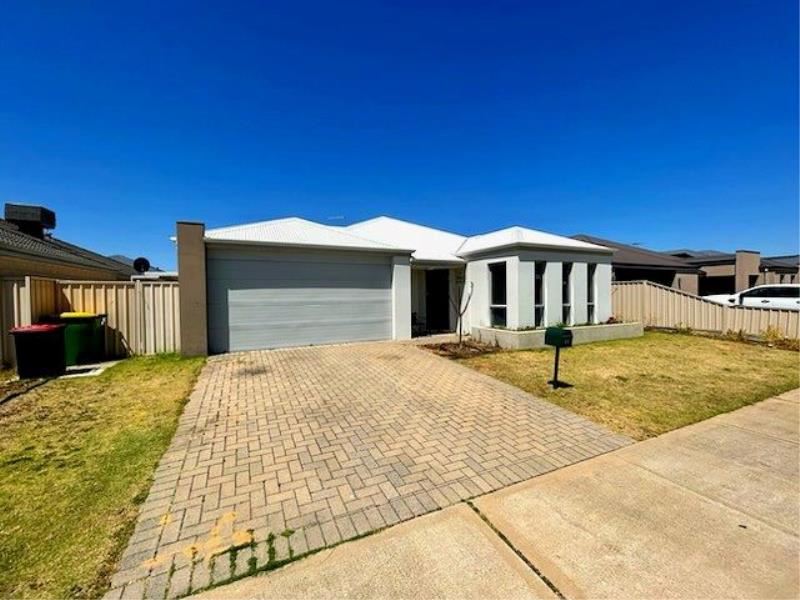 12 Pender Way, Secret Harbour