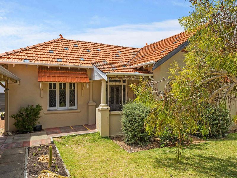 34A Bristol Ave, Bicton WA 6157