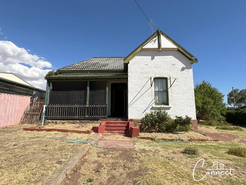 47 Lockyer Avenue, Northam