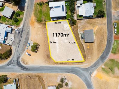 16 Prince Street, Ledge Point WA 6043