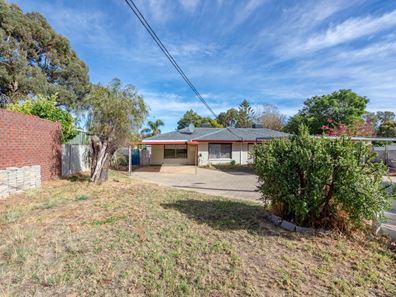 6 Kerun Court, Armadale WA 6112