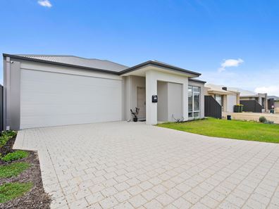 36 Splendour Avenue, Henley Brook WA 6055