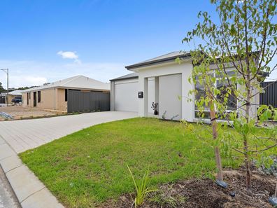 36 Splendour Avenue, Henley Brook WA 6055