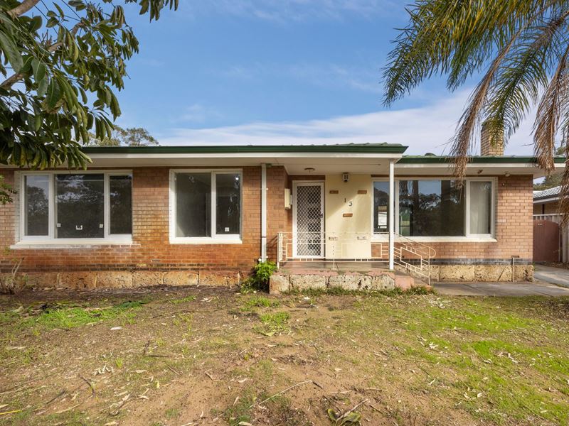 13 Langridge Crescent, Orelia