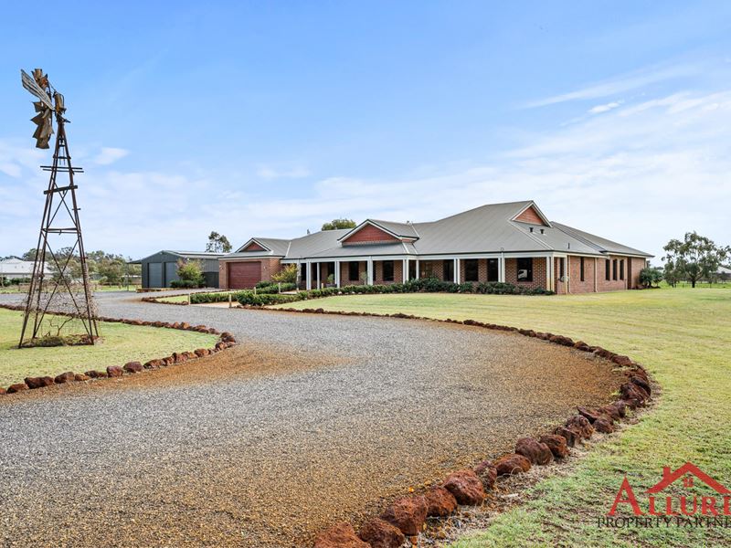 8 Pescara Pl, Oakford