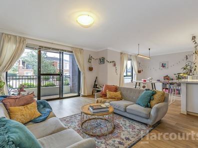 2/2 Wattlebird Loop, Joondalup WA 6027