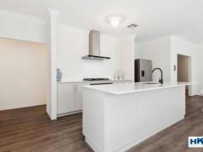 94 Lakefield Drive, Brabham WA 6055