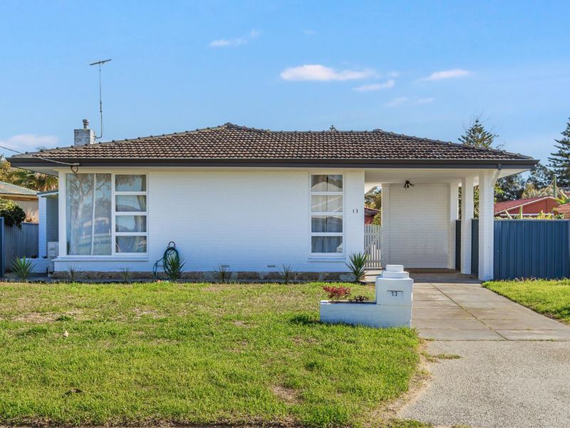 13 Leo Place, Rockingham WA 6168