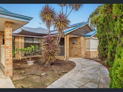 27 Shoalhaven Place, Waikiki WA 6169