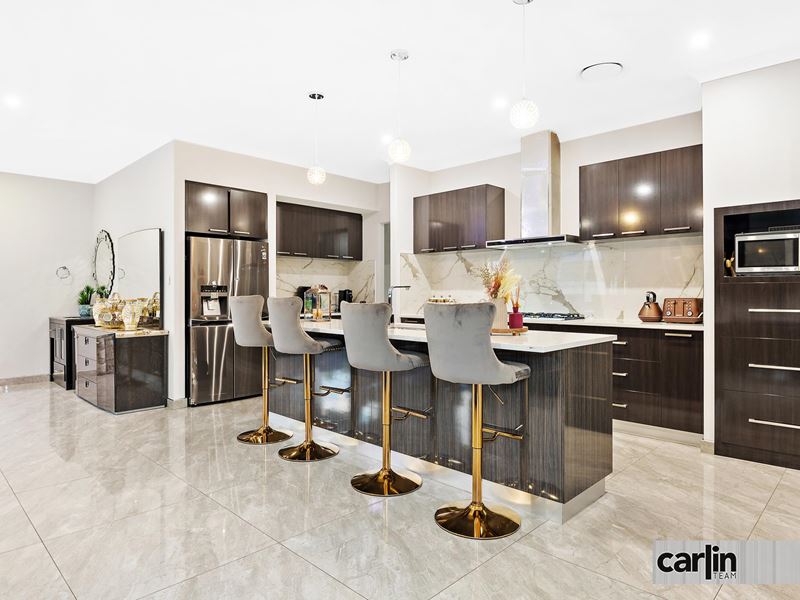 22 Sweetwater Bend, Success