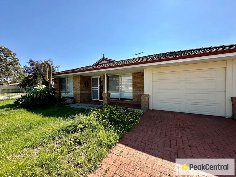 11 Mackay Crescent, Gosnells WA 6110