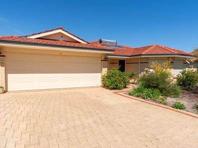 1 Muros Close, Warnbro WA 6169