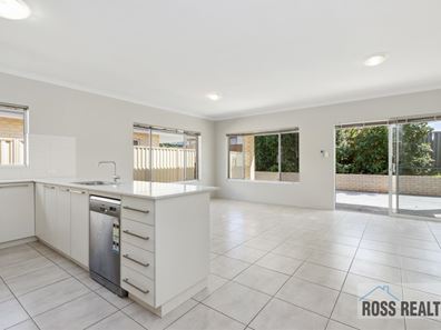 2/180 Walter Road, Bassendean WA 6054