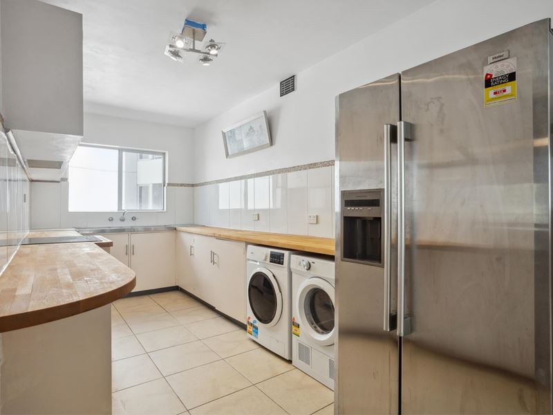 10/132 Mounts Bay Road, Perth WA 6000