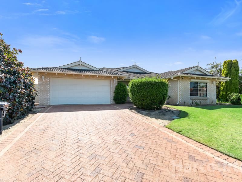 25 Laurelston Heights, Woodvale